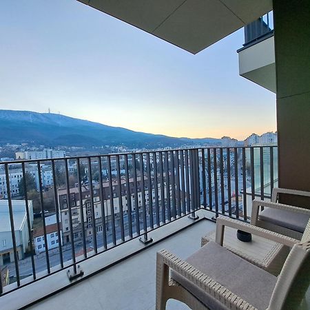 Divine 69 Luxury Apartment, Skopje City - Center, Diamond Residences, Free Parking 외부 사진