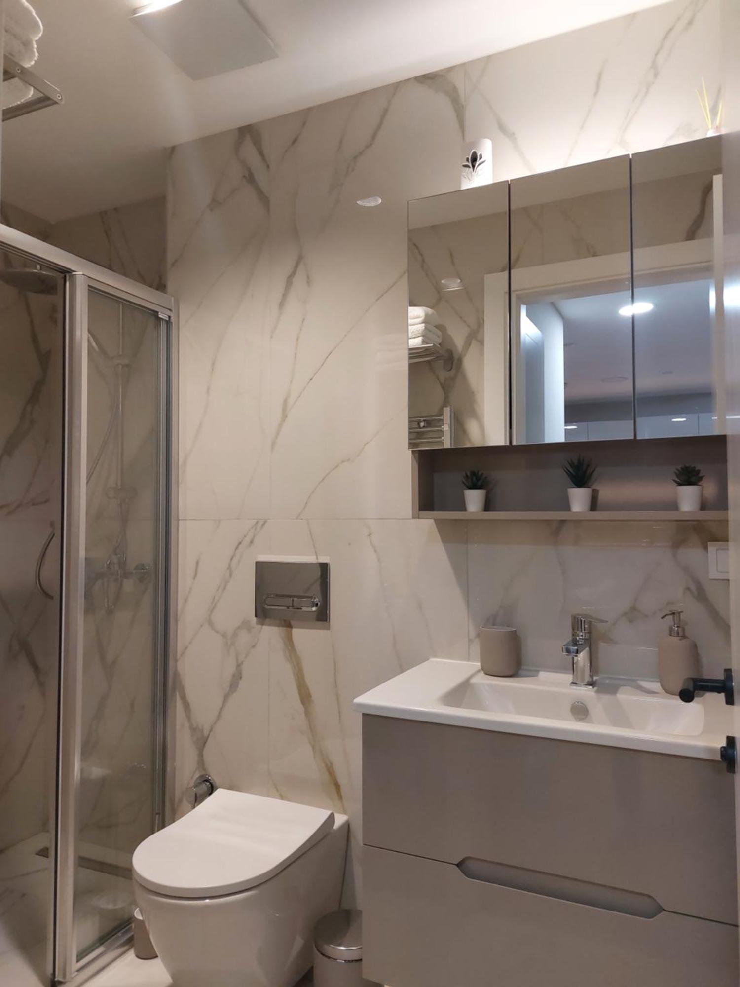 Divine 69 Luxury Apartment, Skopje City - Center, Diamond Residences, Free Parking 외부 사진