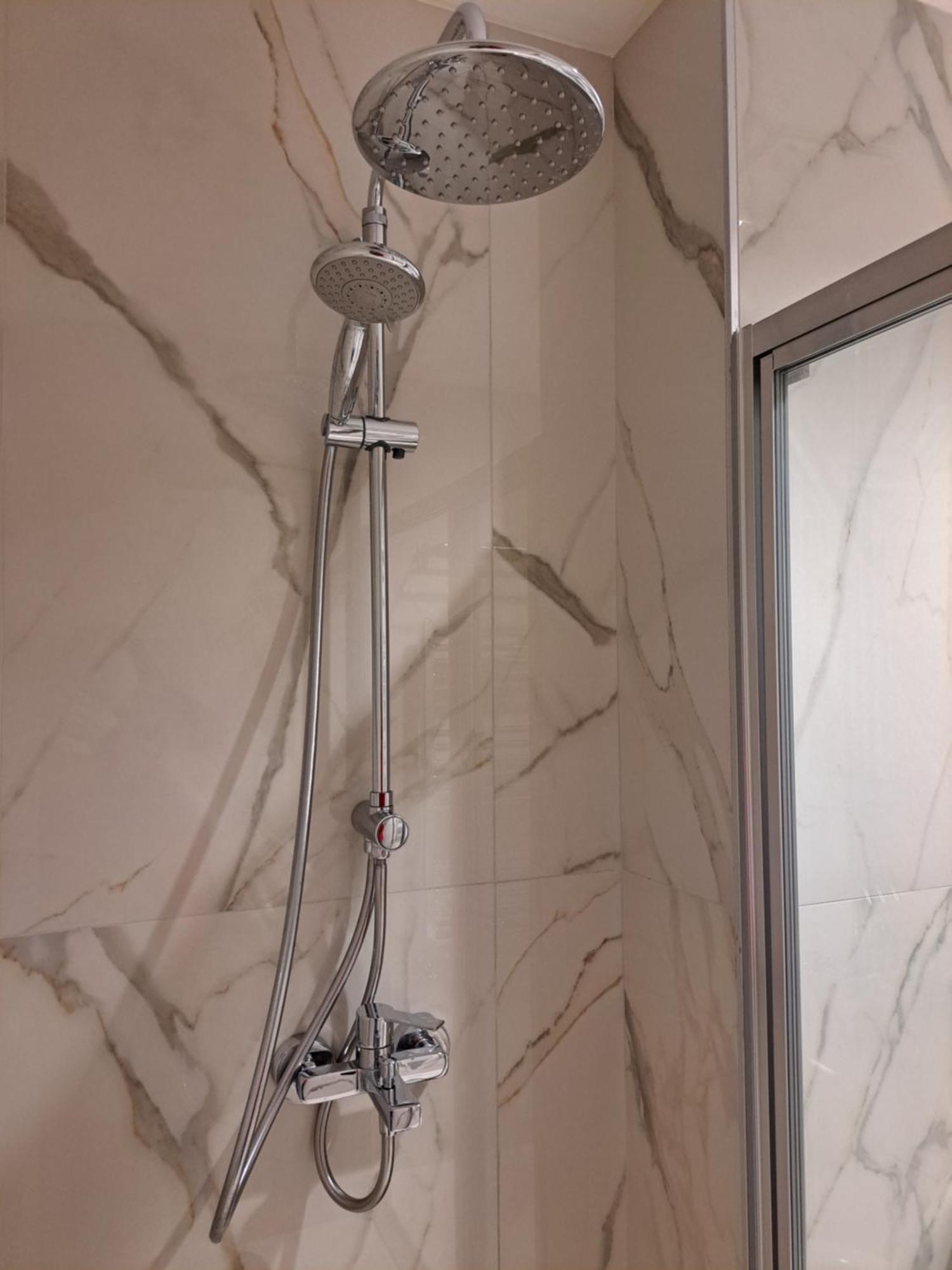 Divine 69 Luxury Apartment, Skopje City - Center, Diamond Residences, Free Parking 외부 사진